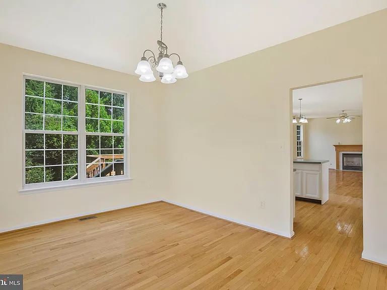 9112 Granite Ct — Photo 18