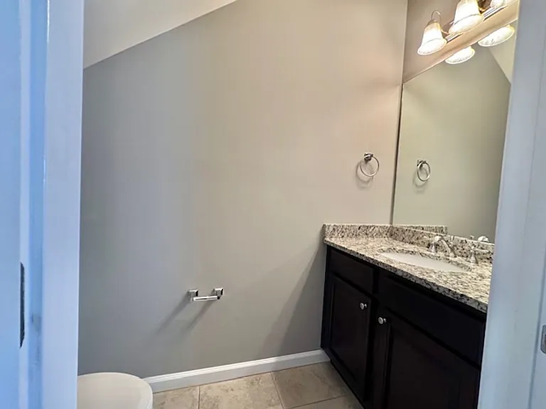 126 Farrah Ave — Photo 6