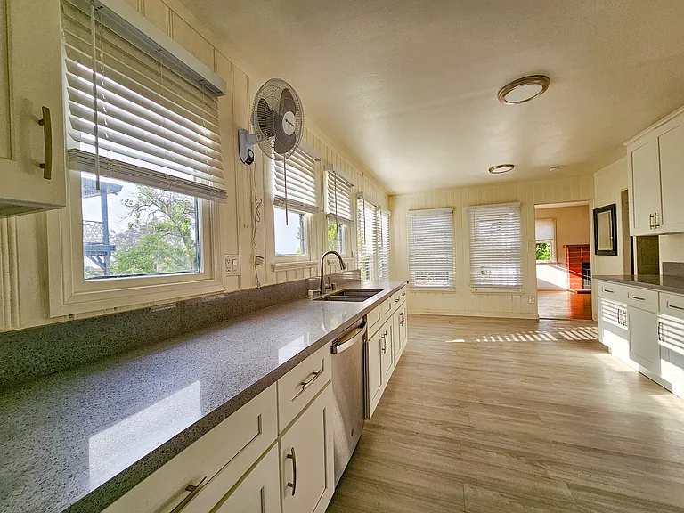 90 N Loop Dr — Photo 7