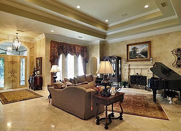 3rd image of 17411 Pauma Valley Cir