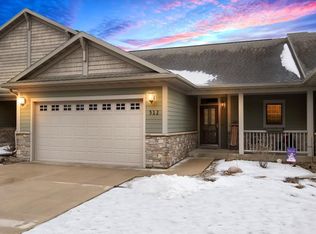 512 Green Coulee Rd, Onalaska, WI 54650