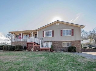 6126 Knob Knoster Rd, Pinson, AL 35126