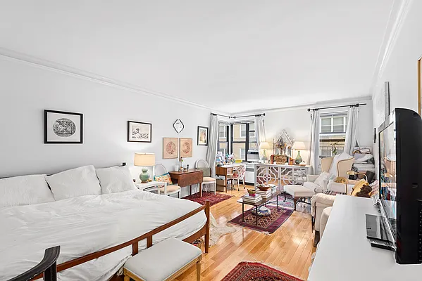 Rented by Halstead Real Estate | media 5