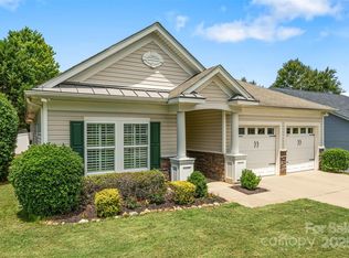 611 Tee Ridge Ct, Fort Mill, SC 29715