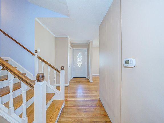 4th image of 996 Ashland Ave #Lot