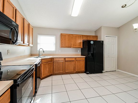 5th image of 4359 Hanging Moss Dr