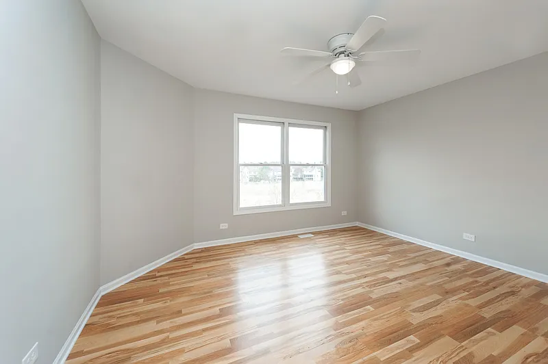 Thumbnail 18