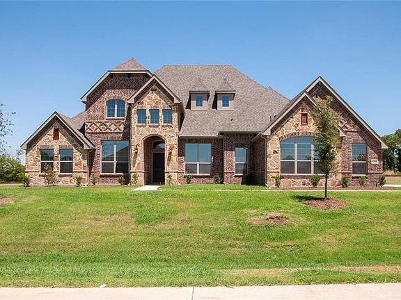 3rd image of 1211 Colorado Dr