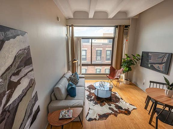 3rd image of 12 Stoneholm St APT 531