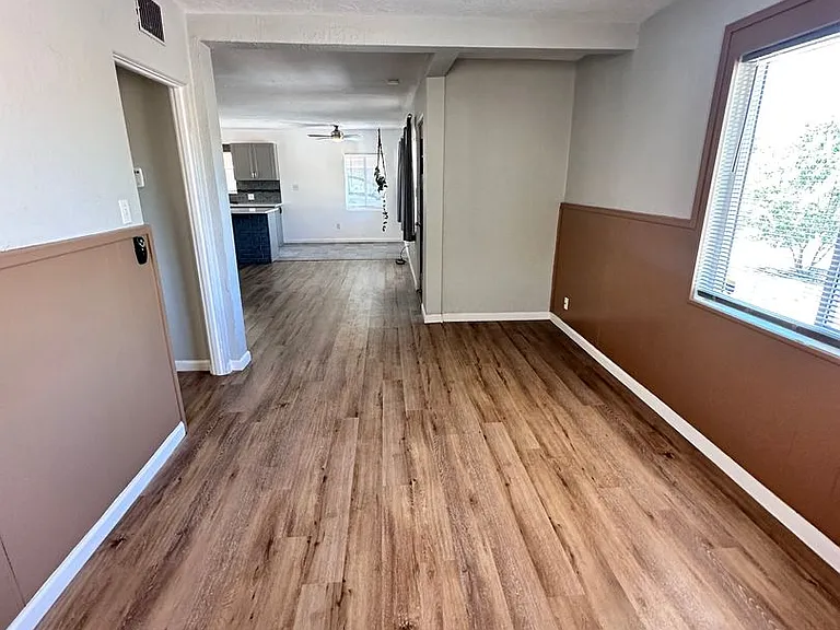 2120 La Veta Dr NE — Photo 18
