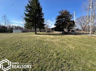 5086 County Public Rd, Brooklyn, IA 52211