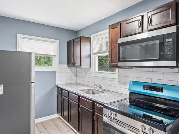 2916 Presbury St, Baltimore, MD 21216