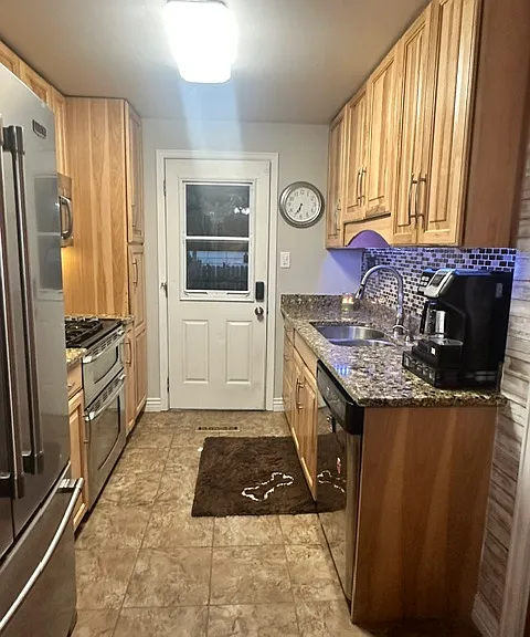 S Hazel Ct — Photo 7