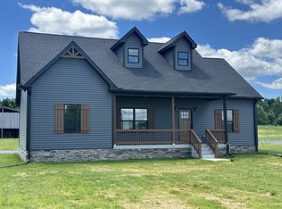 1777 Old Highway 52, Lafayette, TN 37083