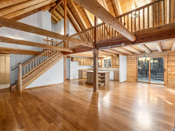 14426 Crossroads Loop, Sisters, OR 97759