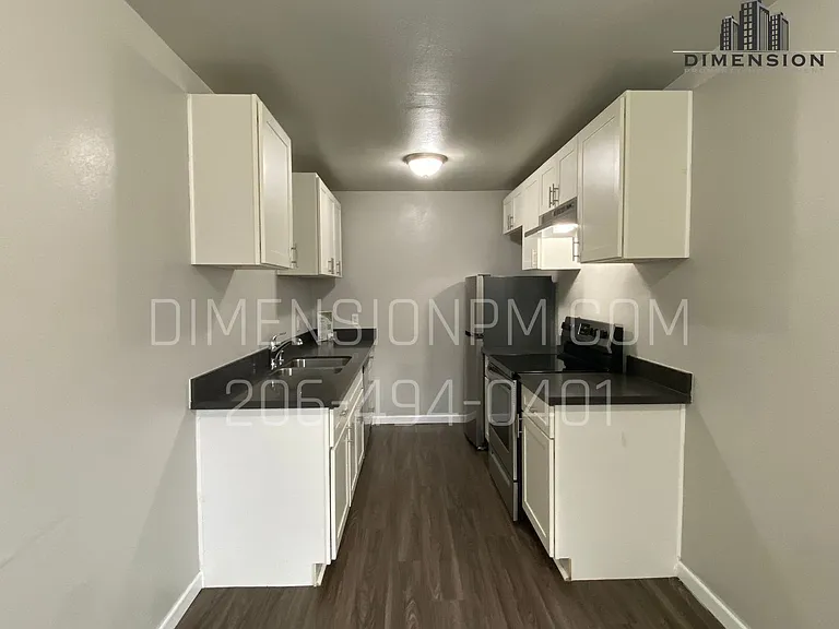 5401 Pacific Apartments — Photo 17