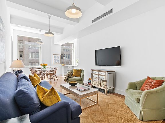 2nd image of 245 7th Ave APT 4C