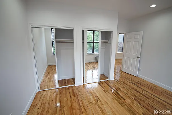 Rented by Oxford Property Group | media 22