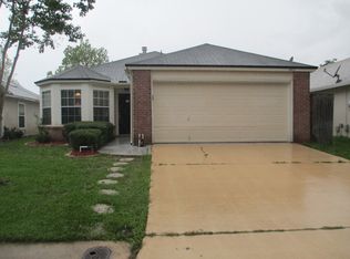 3062 Wavering Ln, Middleburg, FL 32068