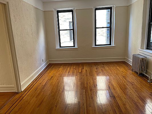 5th image of 40-15 81st St #B47