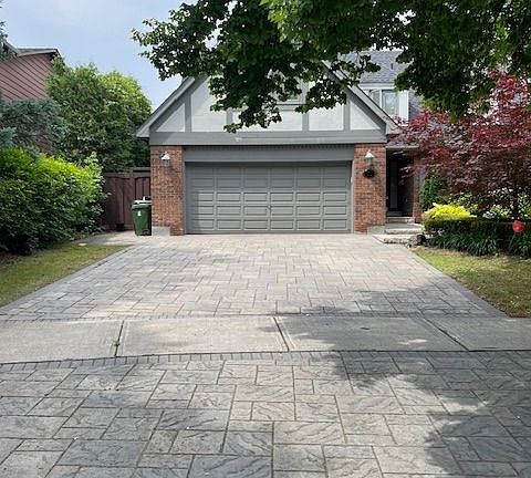 2nd image of 22 Elkpath Ave