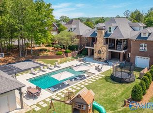 35 Lakewood Cv, Gadsden, AL 35901