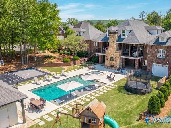35 Lakewood Cv, Gadsden, AL 35901