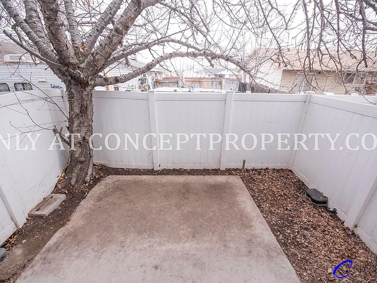 1499 W 2320 S — Photo 72