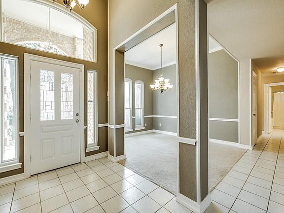 4th image of 775 Richmond Ln
