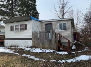 483 1st Ave, Troy, NY 12182