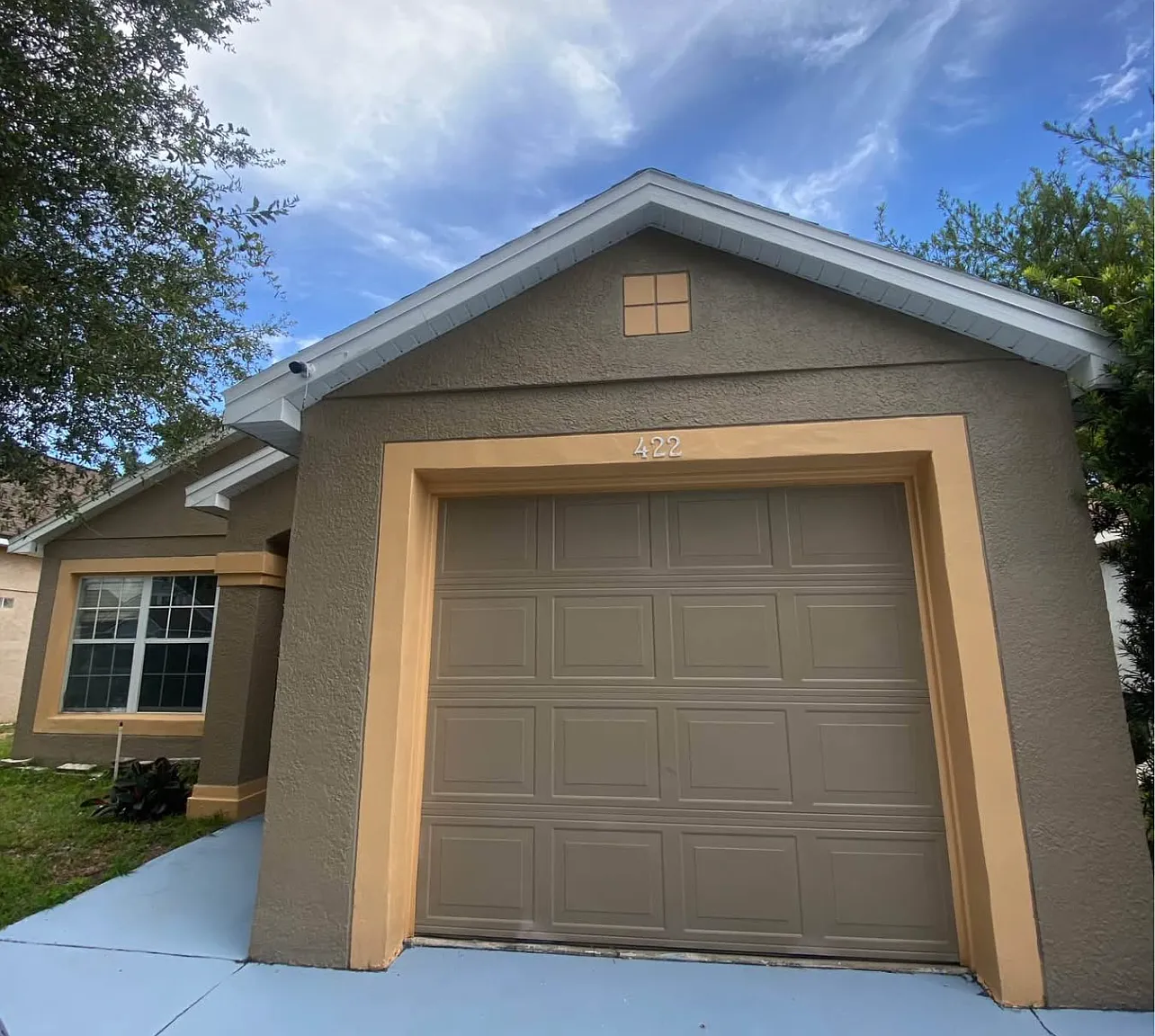 3 bed, 1194 sqft, $1,800 — Photo 1