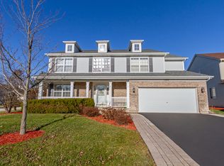 1405 Fox Sedge Trl, Woodstock, IL 60098
