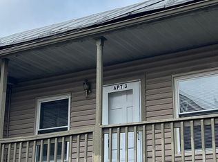 132 W South St APT 3, Carlisle, PA