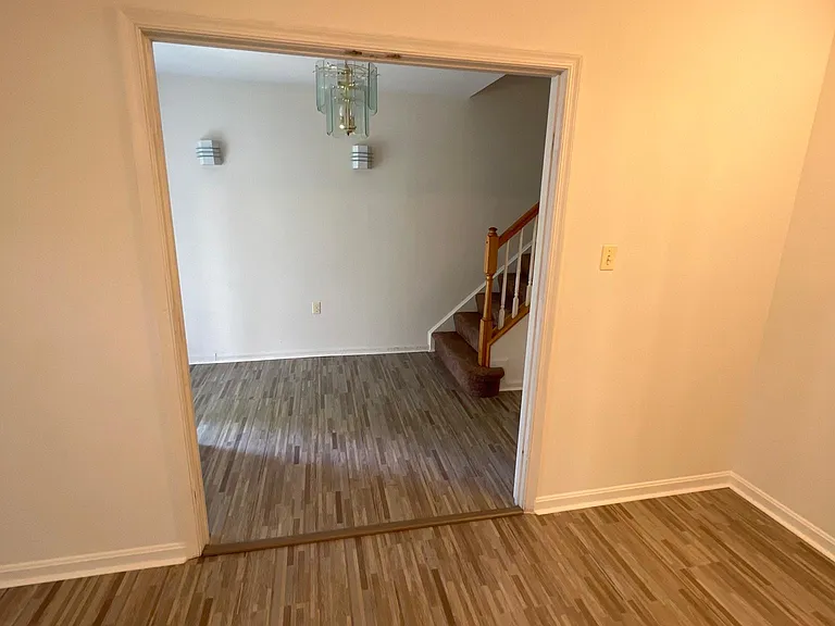 107 Rock Creek Ct — Photo 21