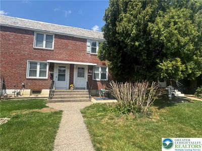 2130 Baker Dr, Allentown, PA, 18103