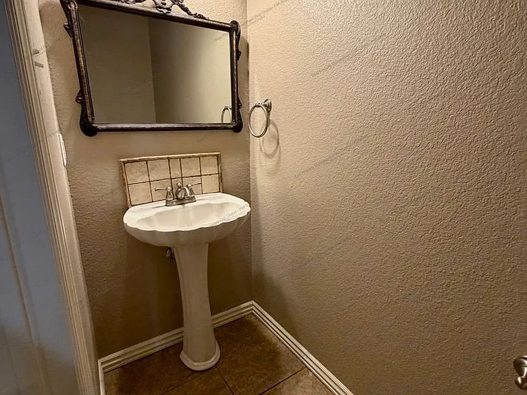 3718 Brighton Pl — Photo 17