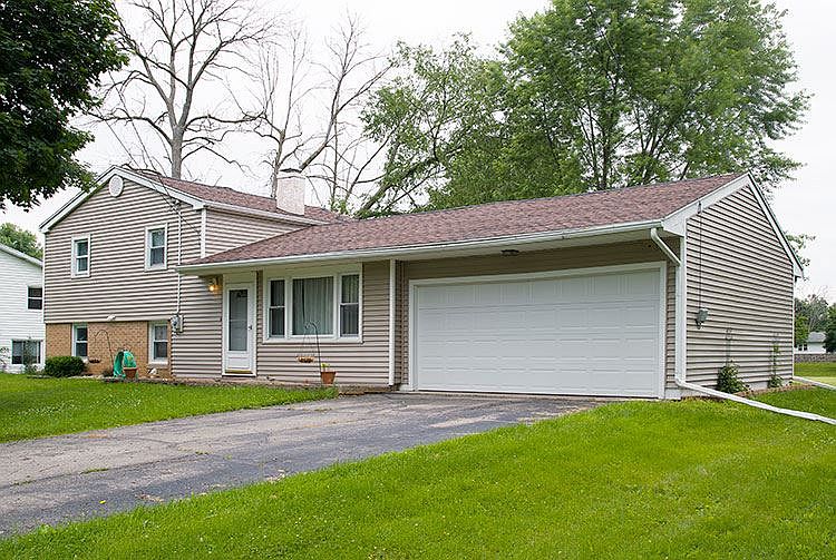 1st image of 3691 Loretta Ave