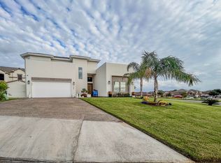 101 Pradera Ct, Laredo, TX 78045