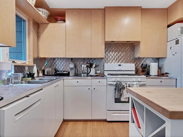 3309 Westhill Dr #B — Photo 12