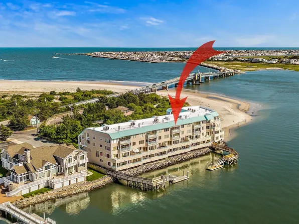 9400 Roberts Ave APT 304, Sea Isle City, NJ 08243