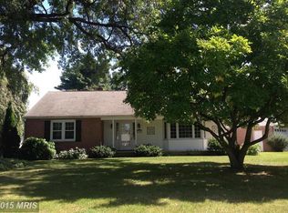 1806 Alexander Ave, Chambersburg, PA