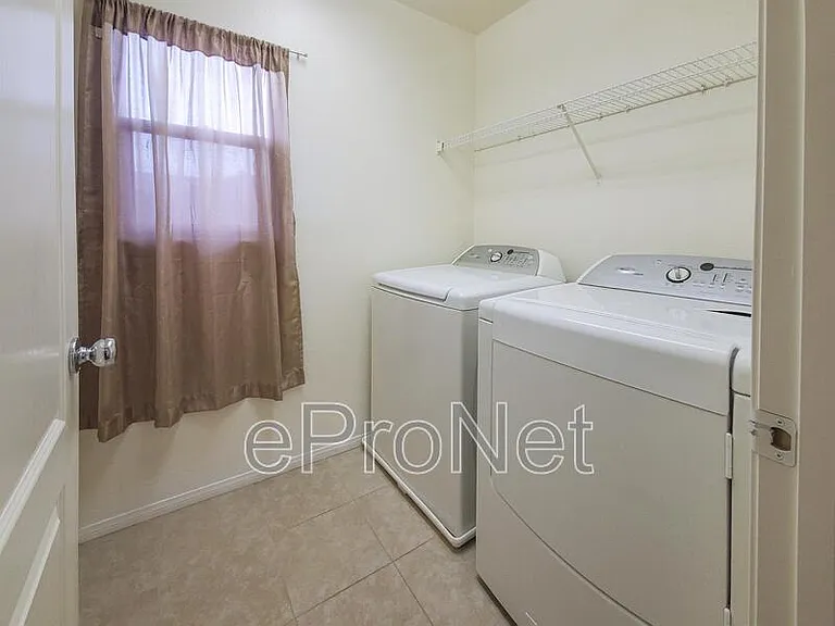 3314 Cave Primrose St — Photo 13