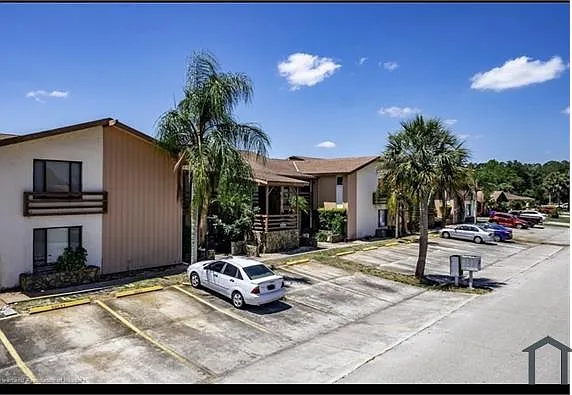 2 bed, 1003 sqft, $1,400 — Photo 2