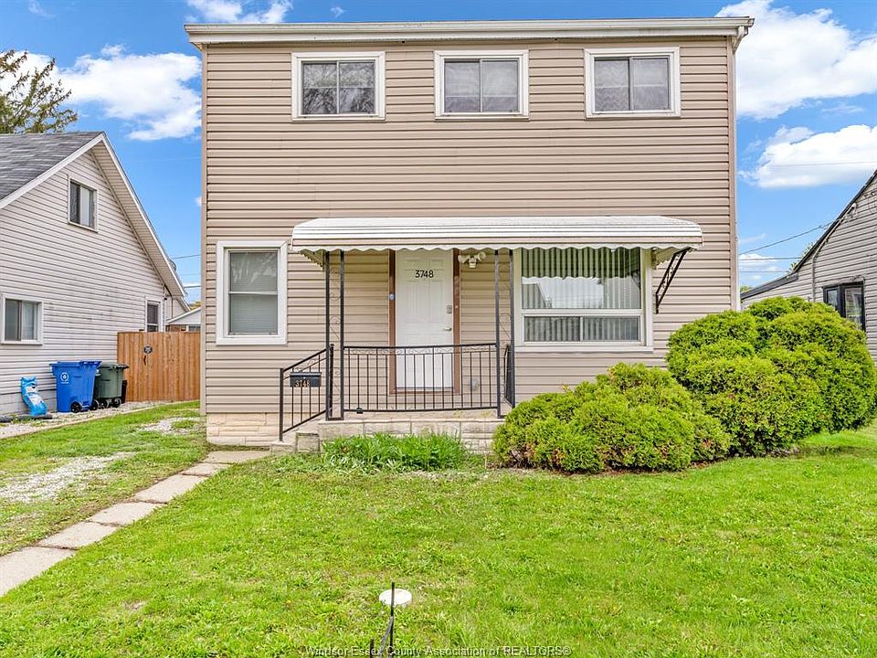 1st image of 3748 Whitney Ave