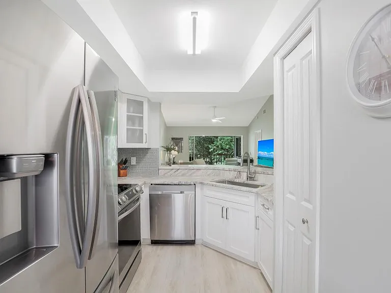 773 Wiggins Lake Dr #204 — Photo 5