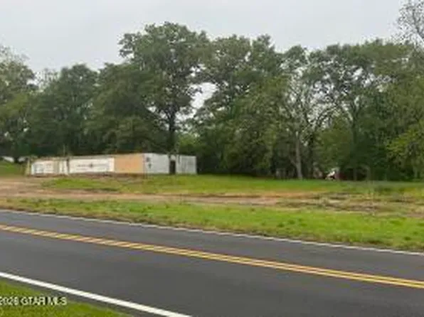 1047 Brame Ave, West Pt, MS 39773