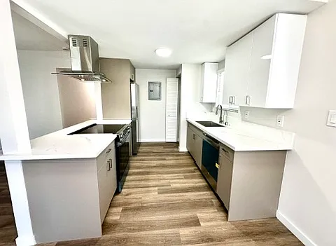 1100 Barbara St #D — Photo 4
