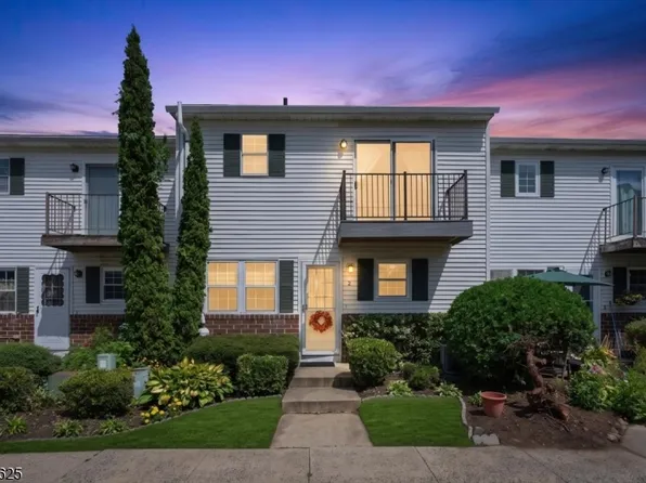 2 King James Ct, Scotch Plains Twp., NJ 07076