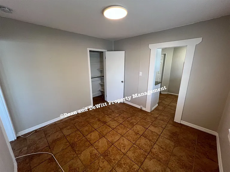 1009 Turner St #3 — Photo 7