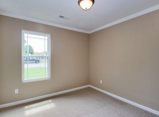 11 York St, Hampton, VA 23661